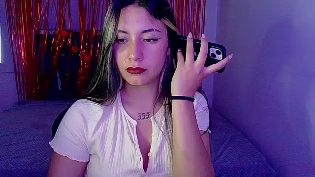 Lia 14  online show from 11-25-25, 07:25