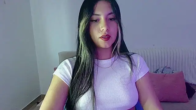 Lia 14  online show from 05-01-26, 10:37
