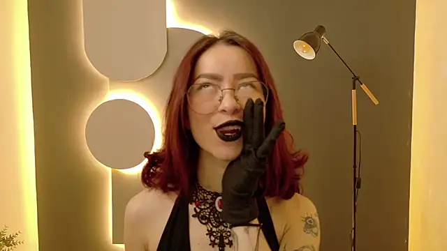 Snapshot of rosse_98_ chatting on 10-05-25, 12:40 rosse 98 online show from 10-05-25, 12:40