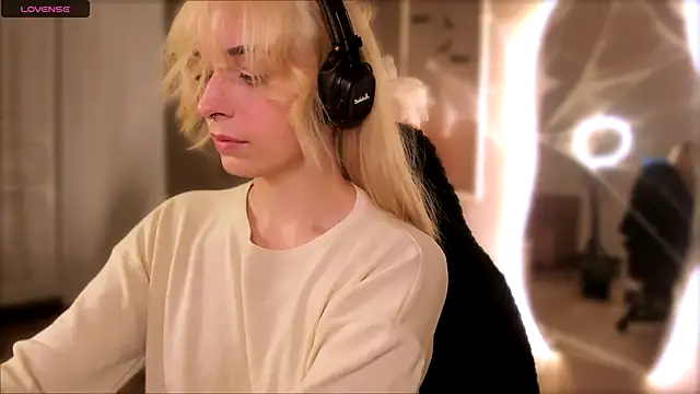 Eli Llie online show from 11-04-25, 08:34