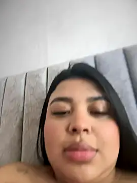 Emily cooper20 online show from 09-28-25, 10:17