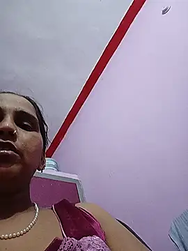 reemacouple007 online show from 07-03-26, 04:52