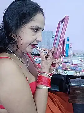 reemacouple007 online show from 07-01-26, 06:08