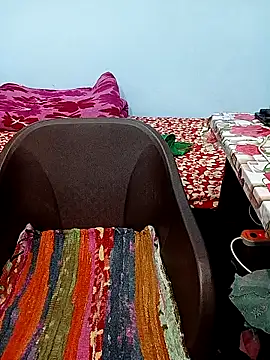 reemacouple007 online show from 11-05-25, 08:06