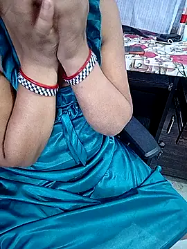 reemacouple007 online show from 05-24-26, 06:35