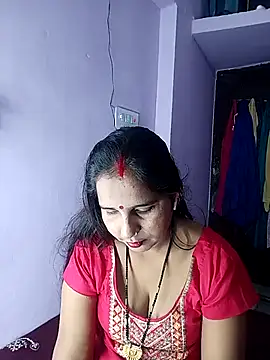 reemacouple007 online show from 03-12-26, 08:02