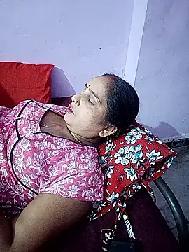 reemacouple007 online show from 04-11-26, 07:50