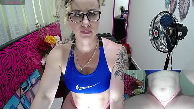 ViickySexy online show from 02-11-26, 07:47