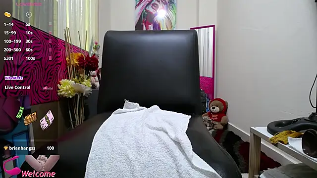 ViickySexy online show from 04-27-26, 07:23
