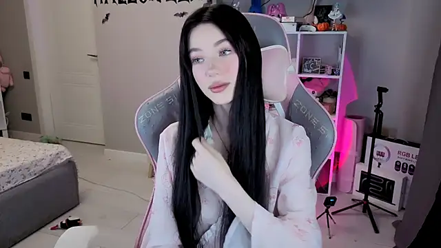 Snapshot of Aliceblush chatting on 11-17-25, 03:16 Aliceblush online show from 11-17-25, 03:16