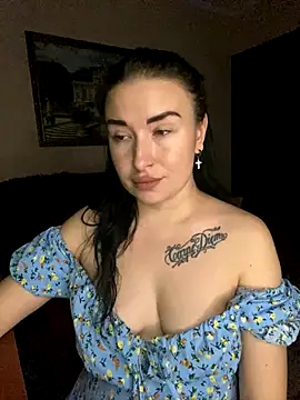 Roxana Bell online show from 11-25-25, 08:31