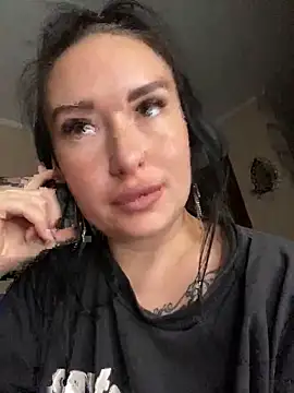 Roxana Bell online show from 05-29-26, 03:07