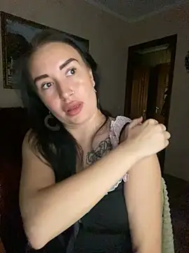 Roxana Bell online show from 06-20-26, 01:27