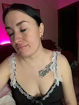 Roxana Bell online show from 03-12-25, 04:46