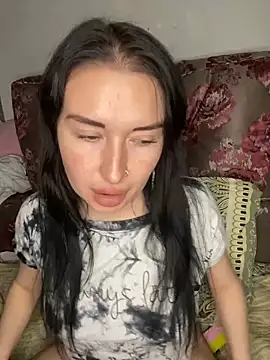 Roxana Bell online show from 05-06-26, 07:18