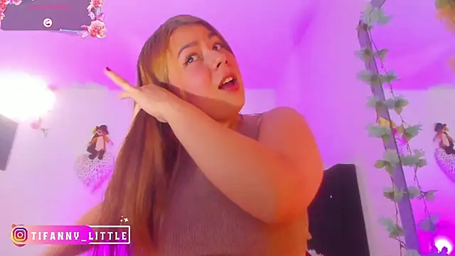 Snapshot of little_tifanny82 chatting on 11-13-25, 01:48 little tifanny82 online show from 11-13-25, 01:48