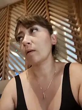 tata laima   online show from 10-02-25, 02:31