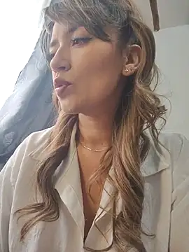 tata laima   online show from 01-16-26, 04:22