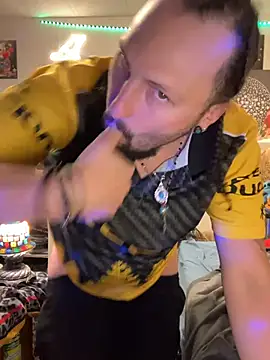 BobbyQ29 online show from 11-29-25, 11:27