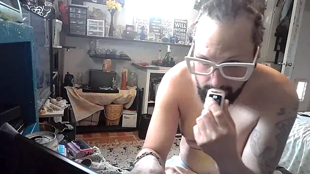 BobbyQ29 online show from 03-31-26, 04:42