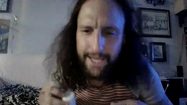 BobbyQ29 online show from 06-21-26, 03:01