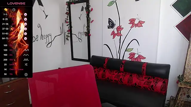 Snapshot of Roxanne_Ssummers chatting on 01-15-25, 05:05 Roxanne Ssummers online show from 01-15-25, 05:05