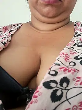 Ravina patil1 online show from 05-31-26, 05:24