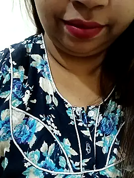 Snapshot of Ravina_patil1 chatting on 12-17-25, 02:55 Ravina patil1 online show from 12-17-25, 02:55