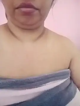 Snapshot of Ravina_patil1 chatting on 04-10-26, 07:26 Ravina patil1 online show from 04-10-26, 07:26