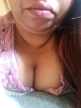 Snapshot of Ravina_patil1 chatting on 02-05-26, 04:41 Ravina patil1 online show from 02-05-26, 04:41