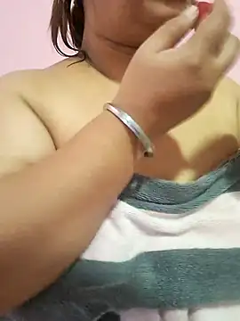 Ravina patil1 online show from 06-26-26, 03:56