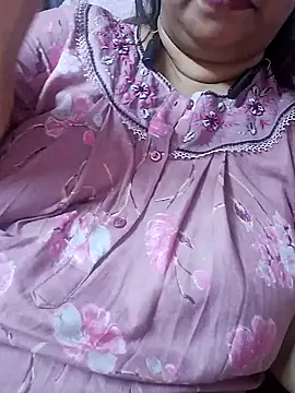 Snapshot of Ravina_patil1 chatting on 09-10-25, 05:01 Ravina patil1 online show from 09-10-25, 05:01