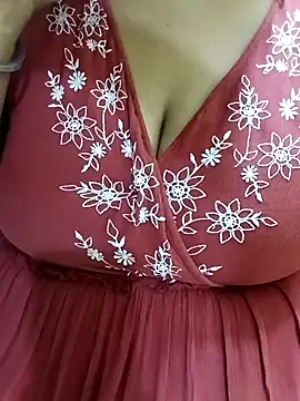 Snapshot of Ravina_patil1 chatting on 11-10-25, 05:29 Ravina patil1 online show from 11-10-25, 05:29