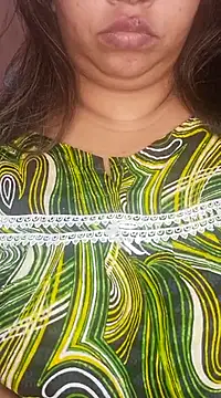 Snapshot of Ravina_patil1 chatting on 03-03-25, 10:20 Ravina patil1 online show from 03-03-25, 10:20