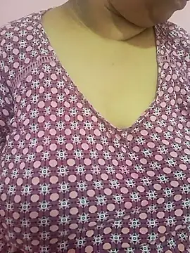Ravina patil1 online show from 05-29-26, 05:46
