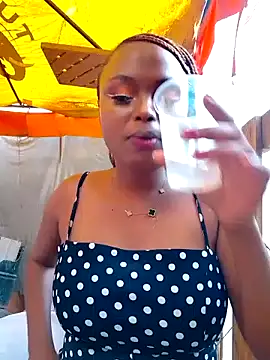 Snapshot of sexysandy20 chatting on 01-24-25, 03:02 sexysandy20 online show from 01-24-25, 03:02