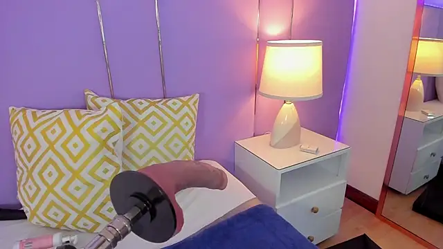 SophyRuiz  online show from 03-24-26, 11:54