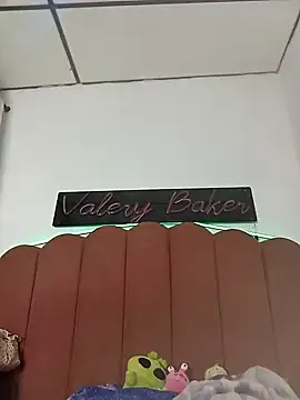 ValeryBaker  online show from 12-02-24, 11:57