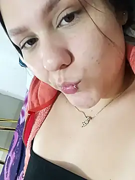 Ariakris online show from 11-16-25, 11:48