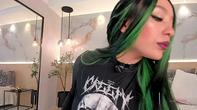 Snapshot of SteffanyBeck chatting on 05-10-26, 11:14 SteffanyBeck online show from 05-10-26, 11:14
