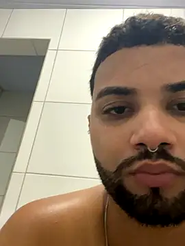 Snapshot of EuuupravcS2 chatting on 11-19-25, 11:27 EuuupravcS2 online show from 11-19-25, 11:27