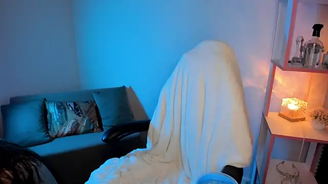 Mary Xextra online show from 09-22-25, 12:05