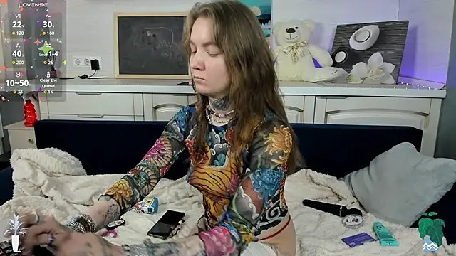 Mary Xextra online show from 04-20-26, 09:23