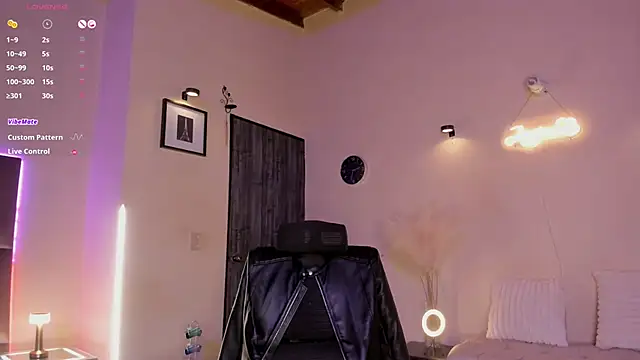 Jess Collen online show from 11-26-25, 08:14