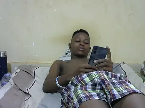 swthairydic online show from 10-12-25, 11:22