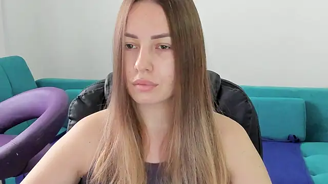 Snapshot of Mia_shy1 chatting on 01-17-26, 09:02 Mia shy1 online show from 01-17-26, 09:02