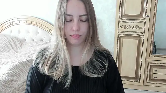 Snapshot of Mia_shy1 chatting on 10-03-25, 07:10 Mia shy1 online show from 10-03-25, 07:10