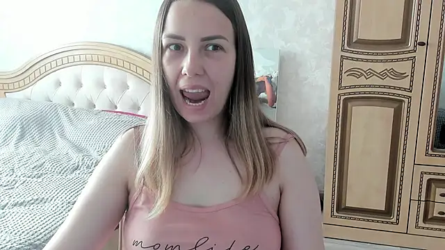 Snapshot of Mia_shy1 chatting on 10-01-25, 07:57 Mia shy1 online show from 10-01-25, 07:57