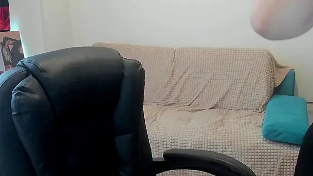 Snapshot of Mia_shy1 chatting on 02-03-26, 06:40 Mia shy1 online show from 02-03-26, 06:40