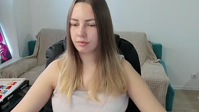 Mia shy1 online show from 12-14-25, 06:41